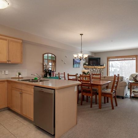 Fenwick Vacation Rental Open Hot Tub Glorious Mountain 2 Bedroom Canmore Exterior photo